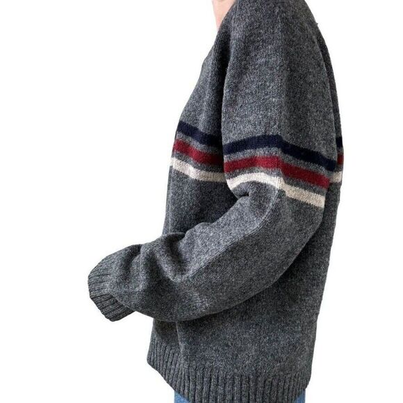 Vintage Mens J Crew 100% Wool Gray Striped Preppy V Neck Sweater XL - Picture 6 of 7